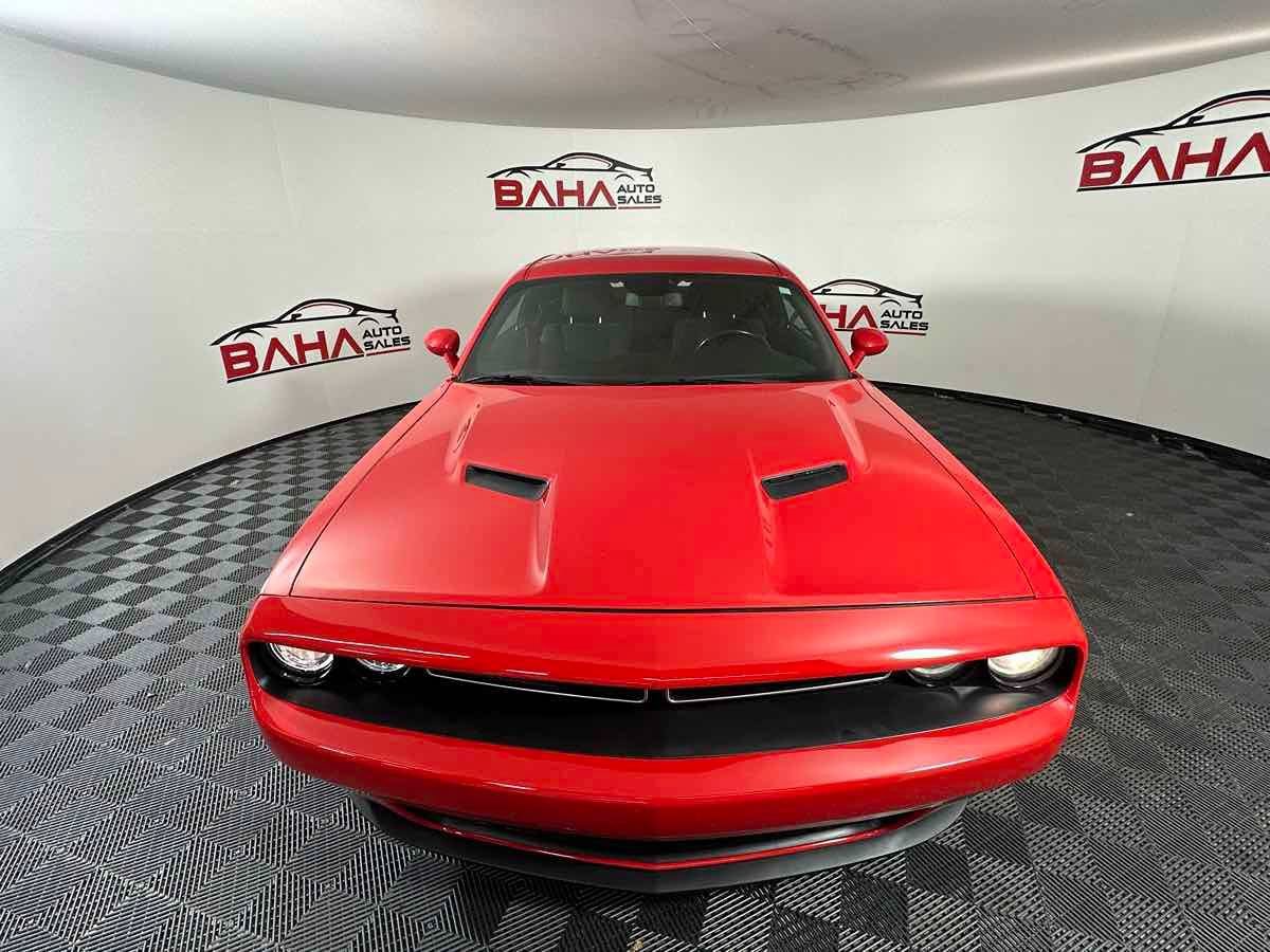 Used 2020 Dodge Challenger SXT RWD image 13