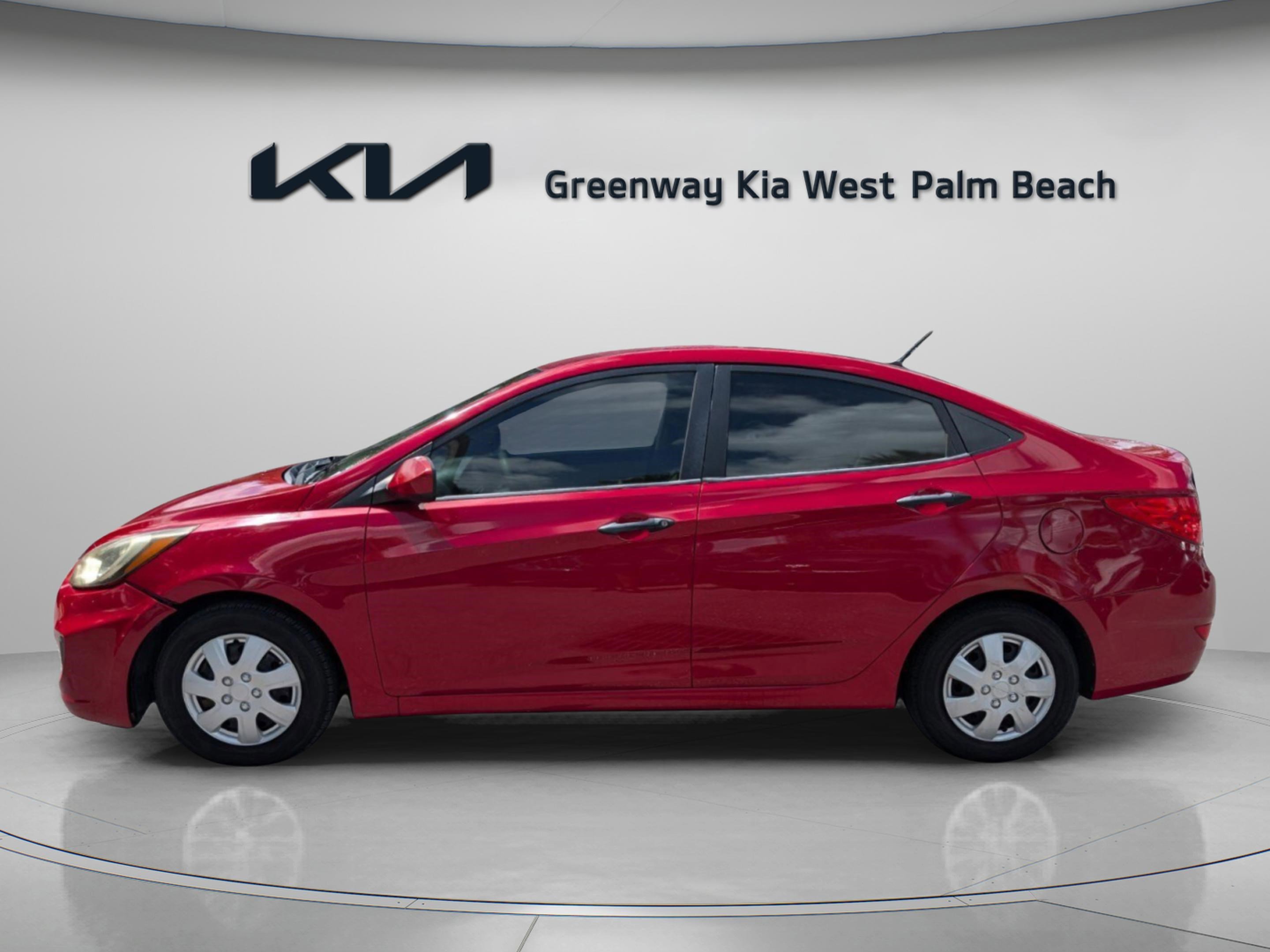Used 2012 Hyundai Accent GLS image 4