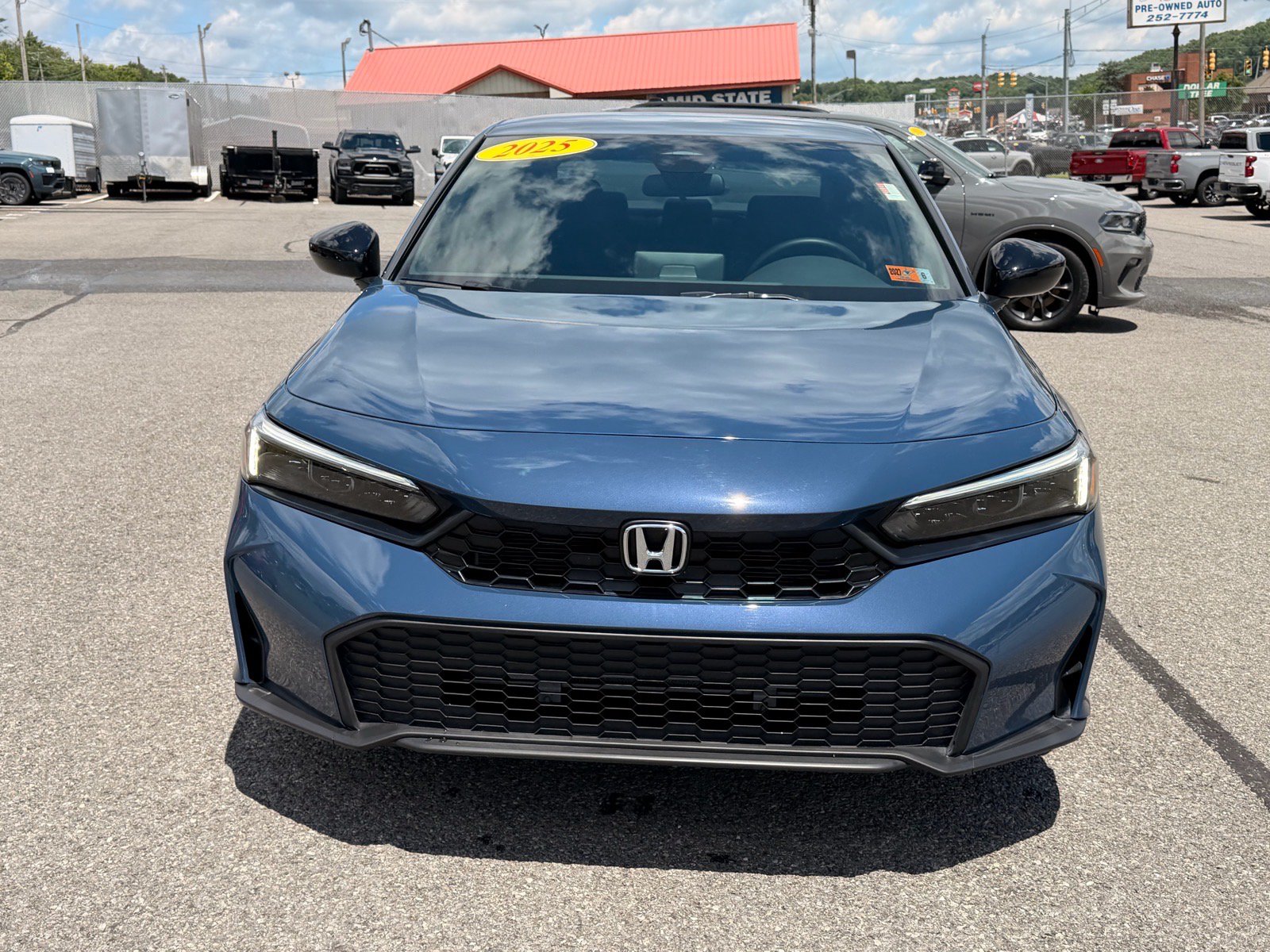 Used 2025 Honda Civic Sport image 9