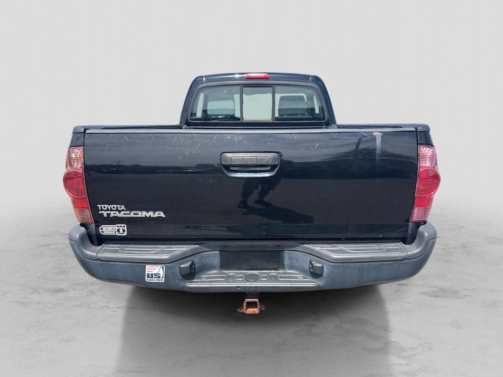 Used 2012 Toyota Tacoma 4x4 Regular Cab image 4