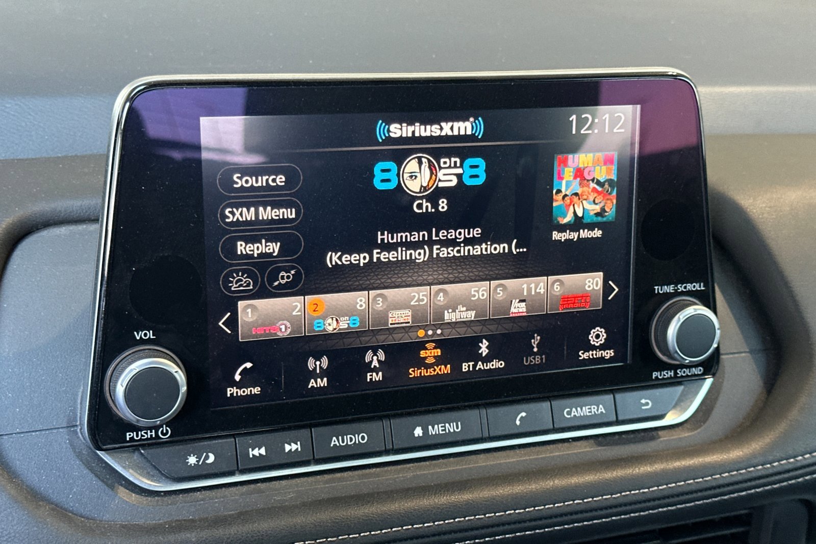 Used 2025 Nissan Rogue SV image 18