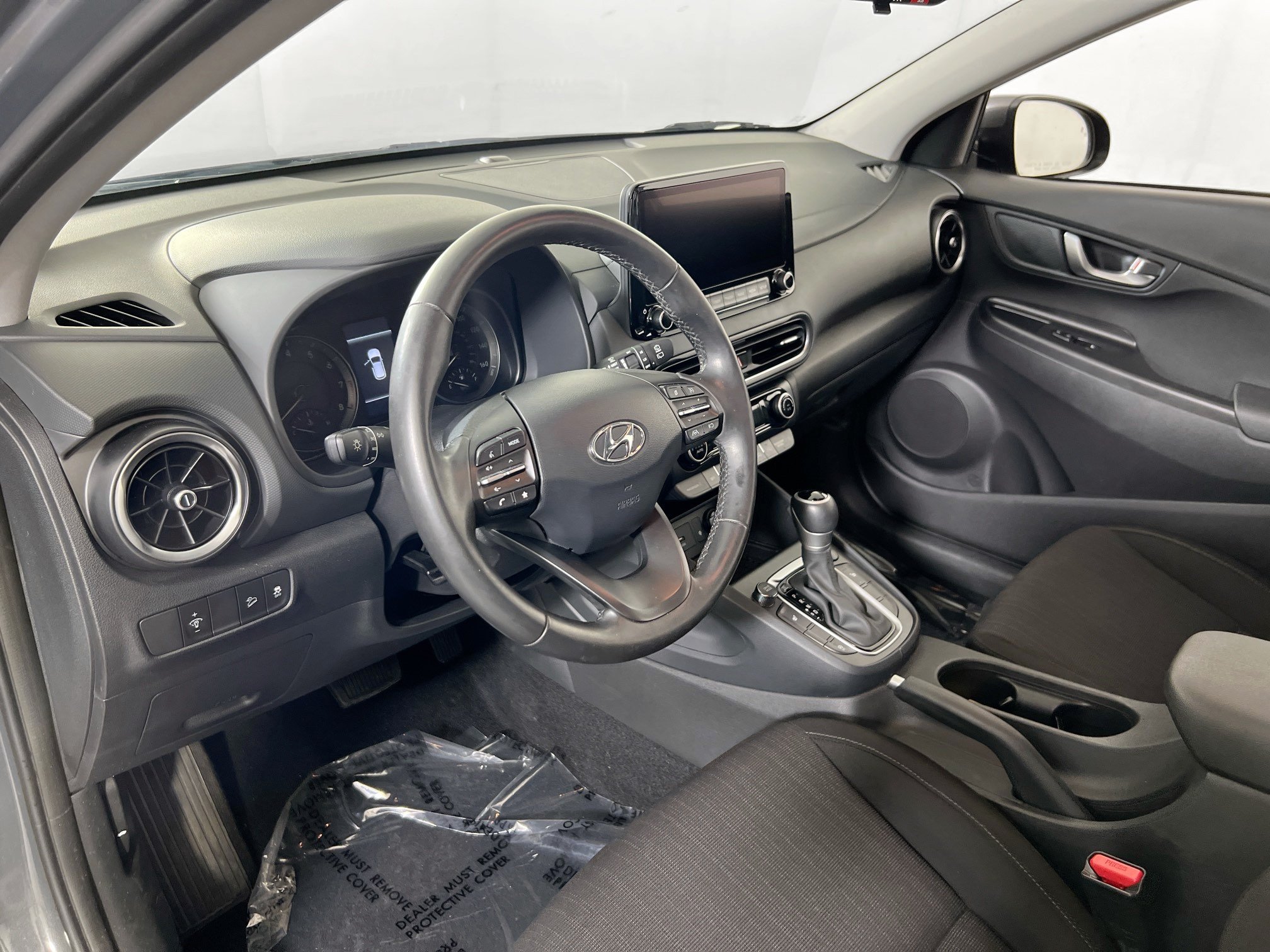 Used 2023 Hyundai Kona SEL w/ Convenience Package AWD/4WD image 9