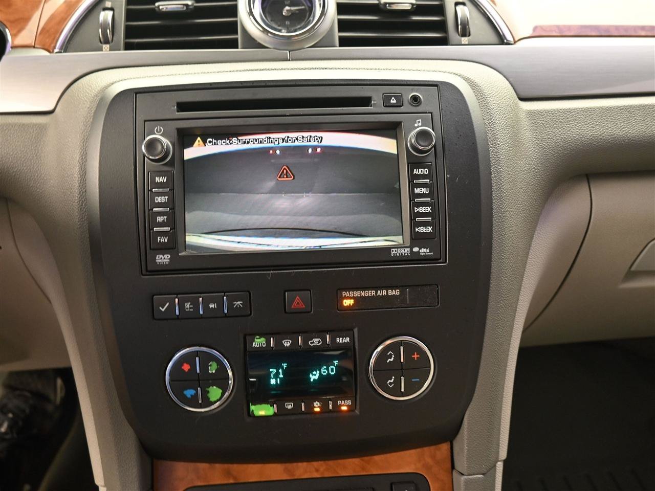 Used 2011 Buick Enclave CXL FWD image 16