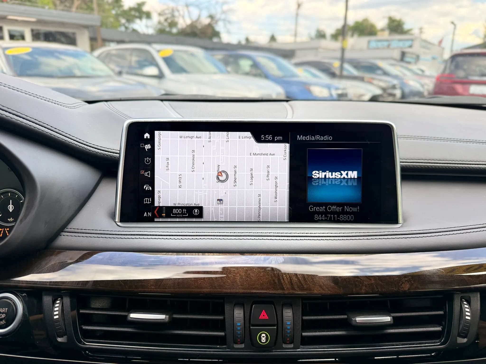 Used 2019 BMW X6 xDrive50i w/ M Sport Package AWD/4WD image 36
