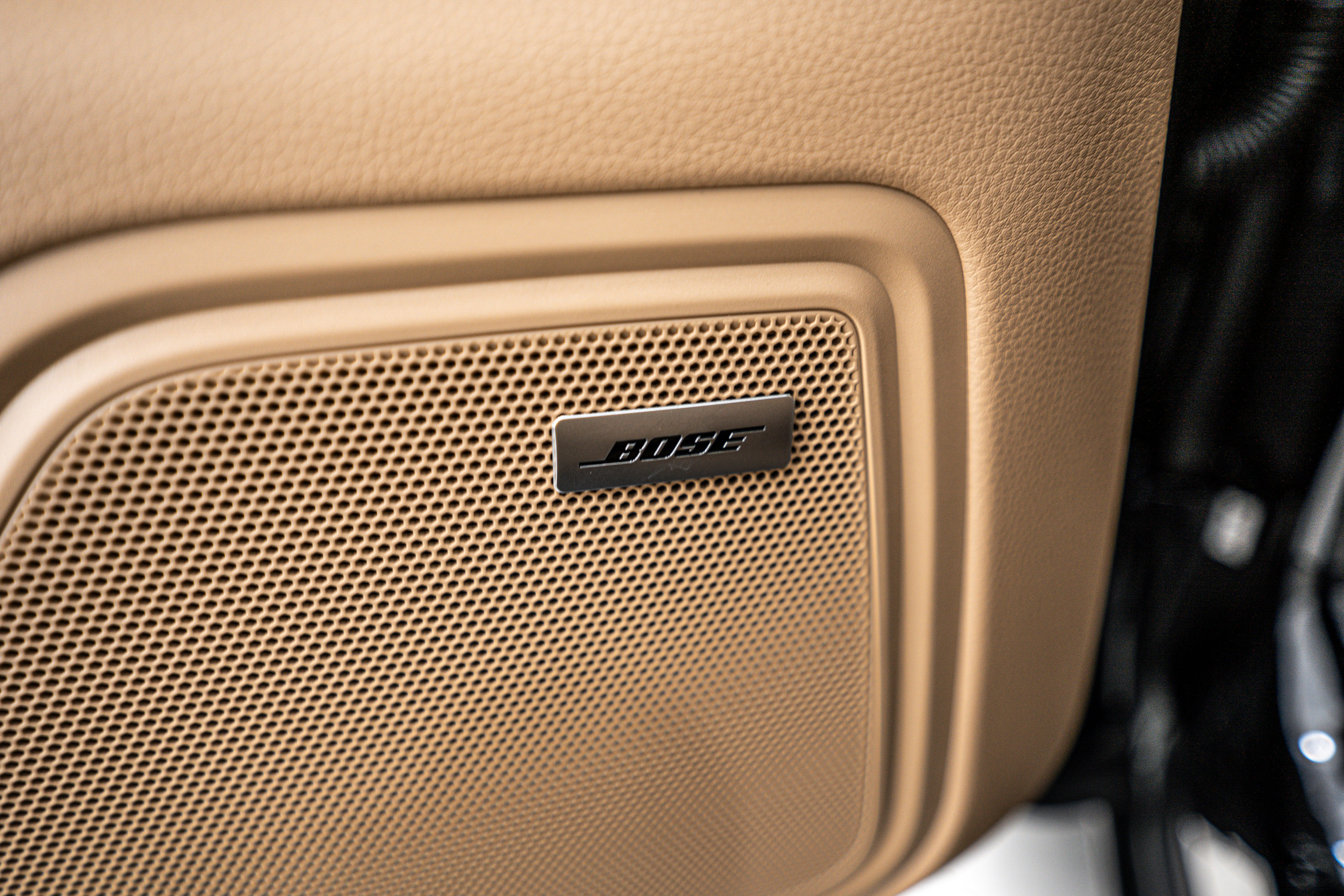 New 2025 Porsche Macan image 18