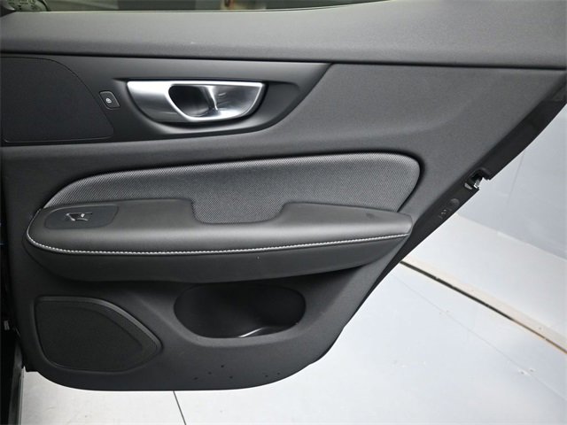 Used 2024 Volvo S60 B5 Plus image 25