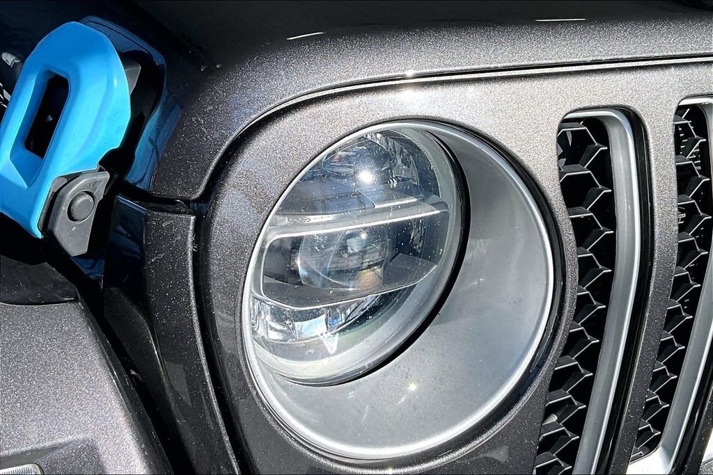 Used 2021 Jeep Wrangler Unlimited Sahara 4xe w/ Cold Weather Group image 30