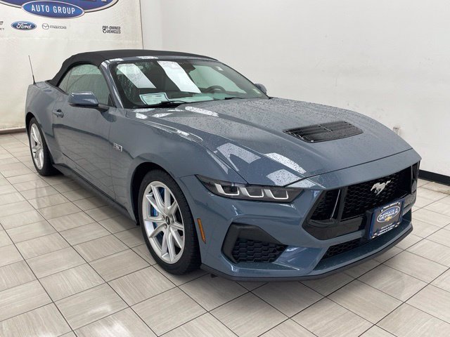 Used 2024 Ford Mustang GT Premium RWD image 3