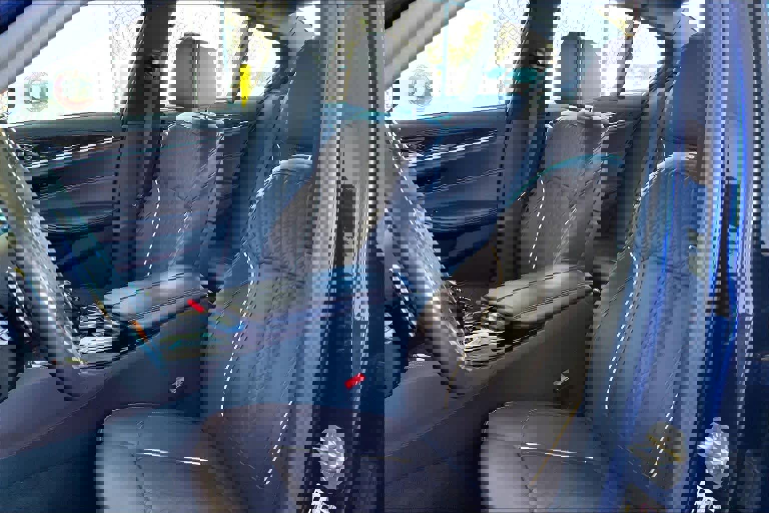 Used 2020 BMW M550i xDrive w/ Dynamic Handling Package image 8