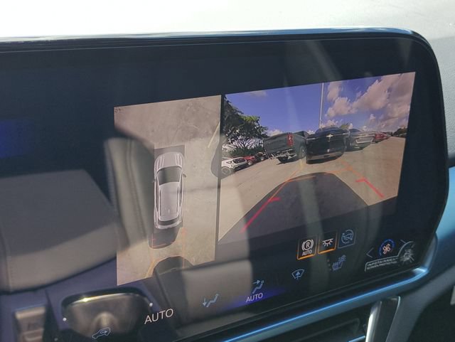 New 2026 Chevrolet Equinox EV LT AWD/4WD image 16