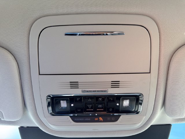 New 2027 Lincoln Aviator AWD image 35