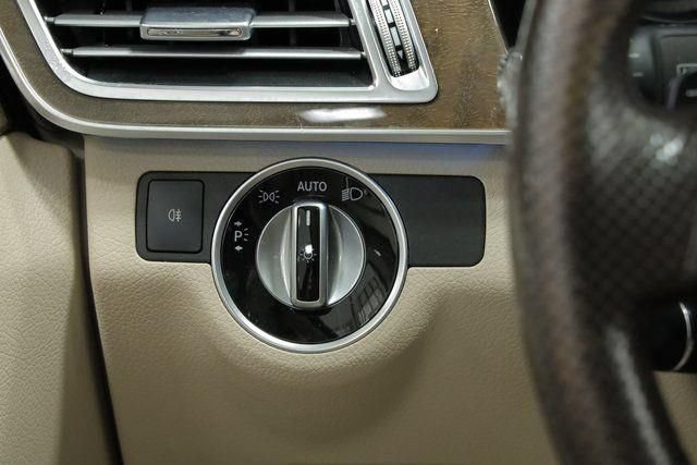 Used 2015 Mercedes-Benz E 350 Sedan image 21