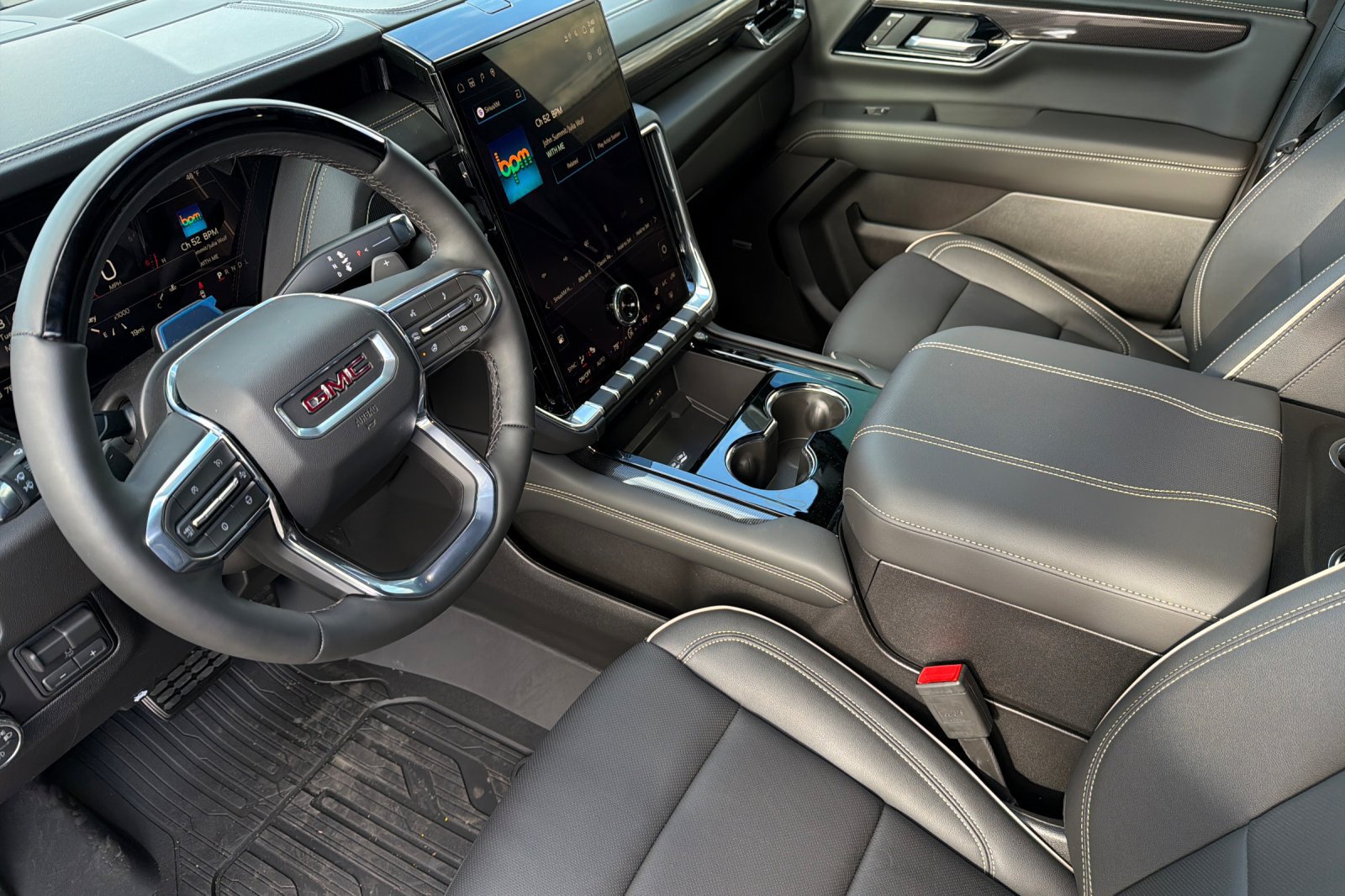 New 2026 GMC Yukon Elevation AWD/4WD image 9
