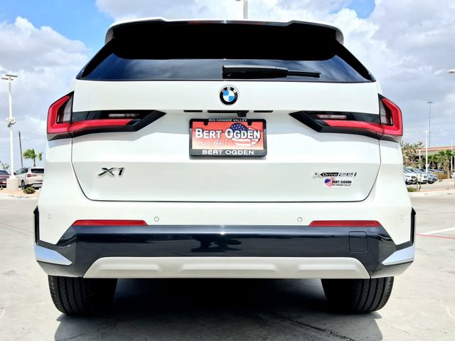 Used 2026 BMW X1 xDrive28i w/ Convenience Package AWD/4WD image 6