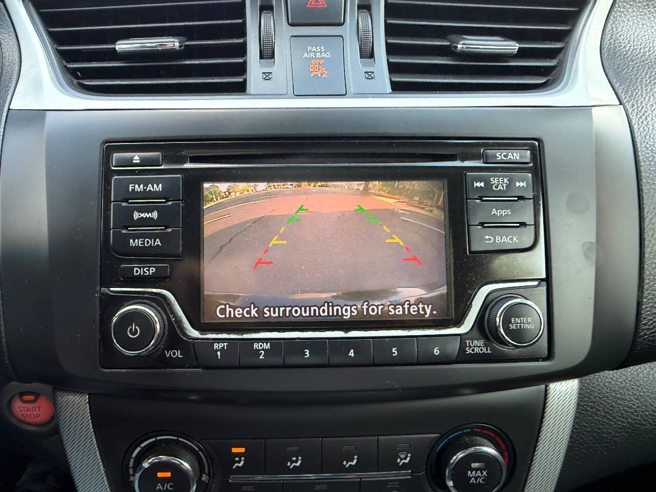 Used 2015 Nissan Sentra SR FWD image 17
