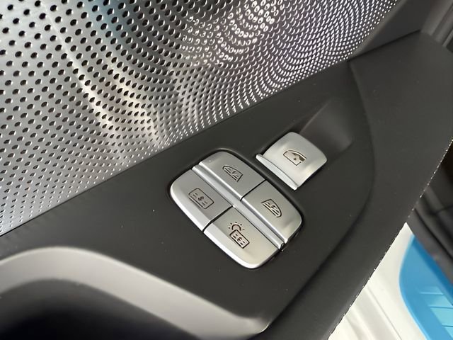 Used 2026 BMW 840i xDrive w/ M Sport Professional Package image 23