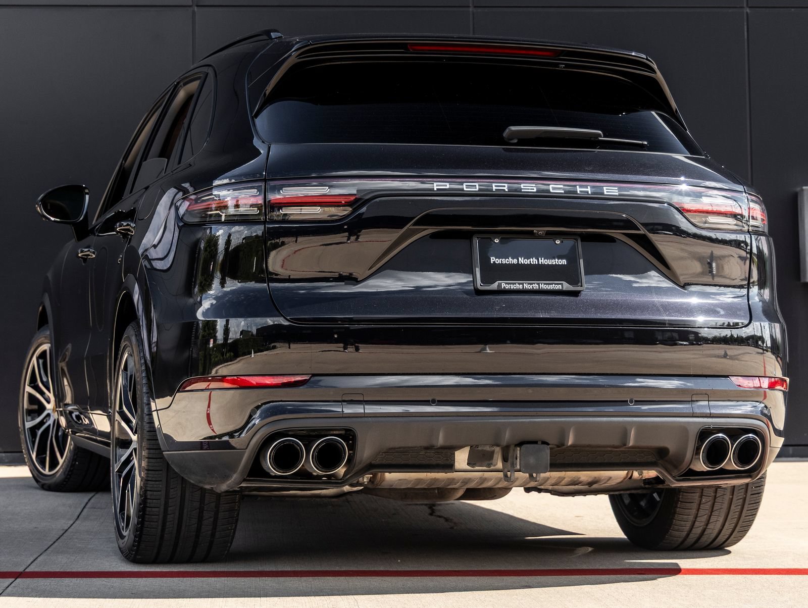 Certified 2021 Porsche Cayenne Turbo S AWD/4WD image 3
