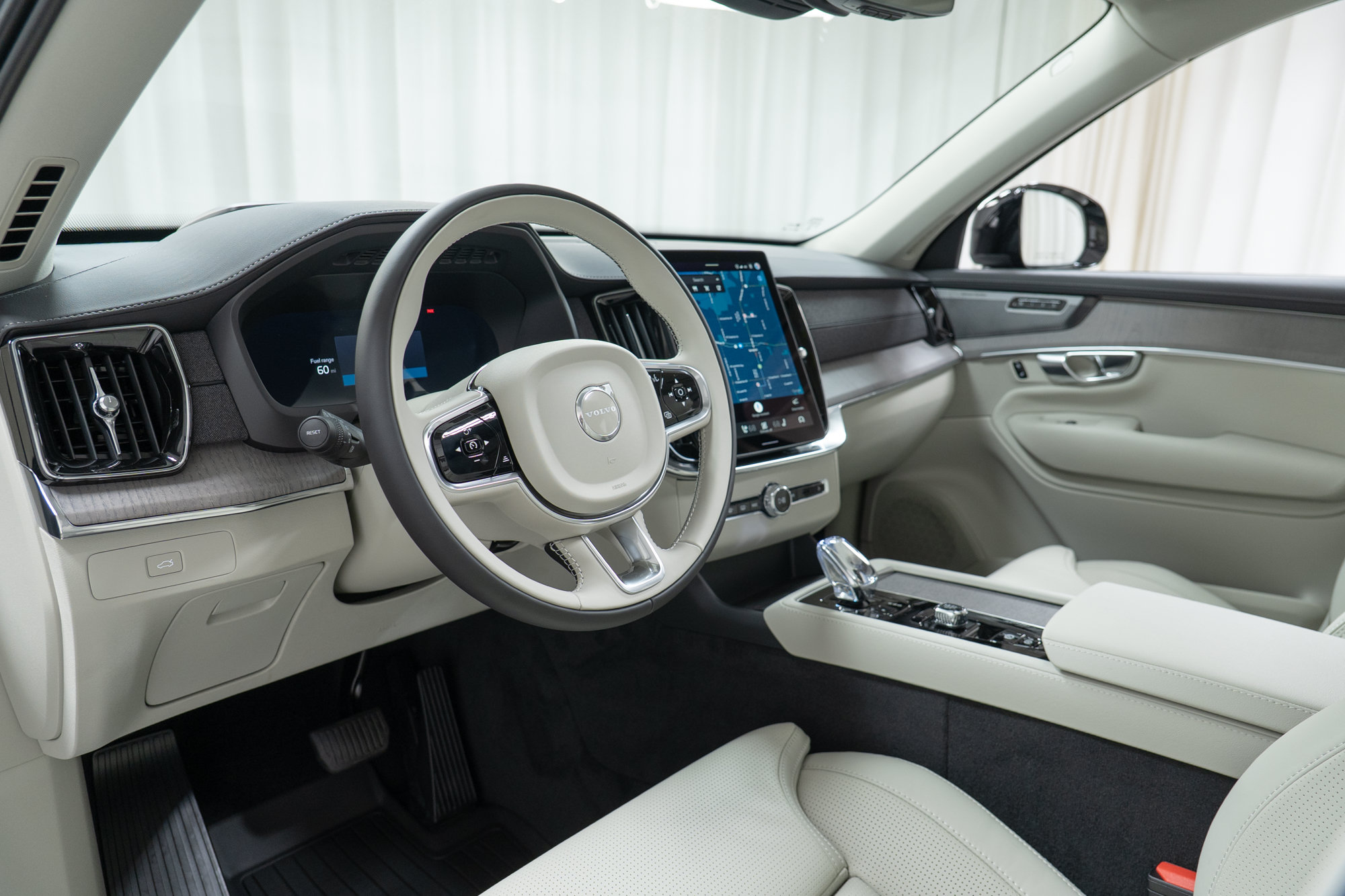 New 2027 Volvo XC90 B6 Ultra AWD/4WD image 12