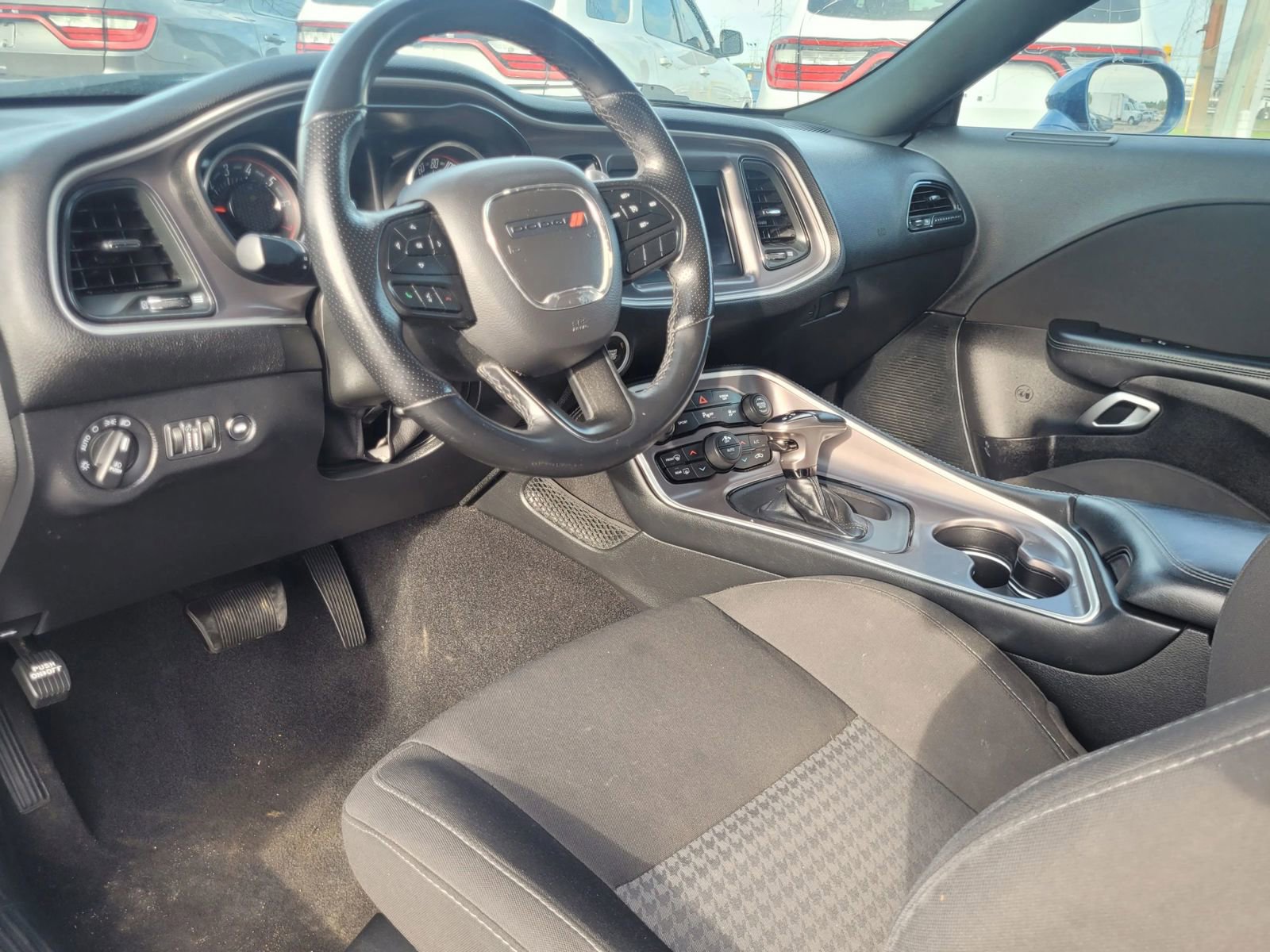 Used 2022 Dodge Challenger GT RWD image 14