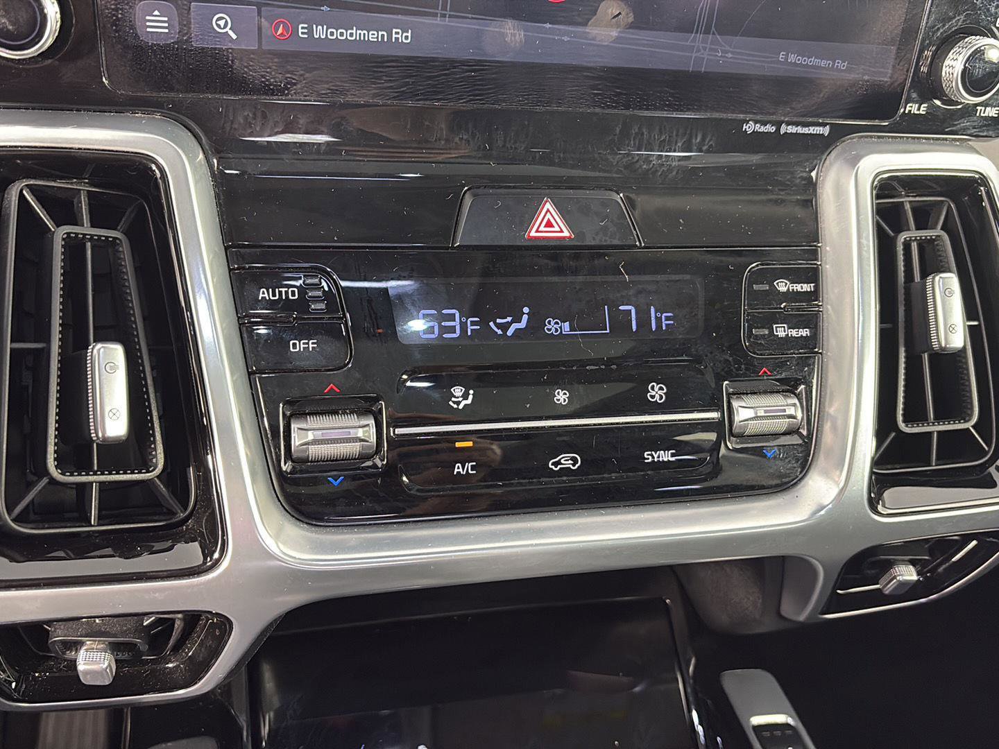 Used 2021 Kia Sorento SX AWD/4WD image 31
