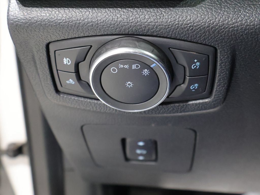 Used 2016 Ford F150 Lariat AWD/4WD image 30