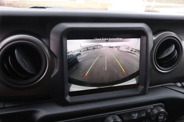 Used 2022 Jeep Wrangler Unlimited Sport image 17