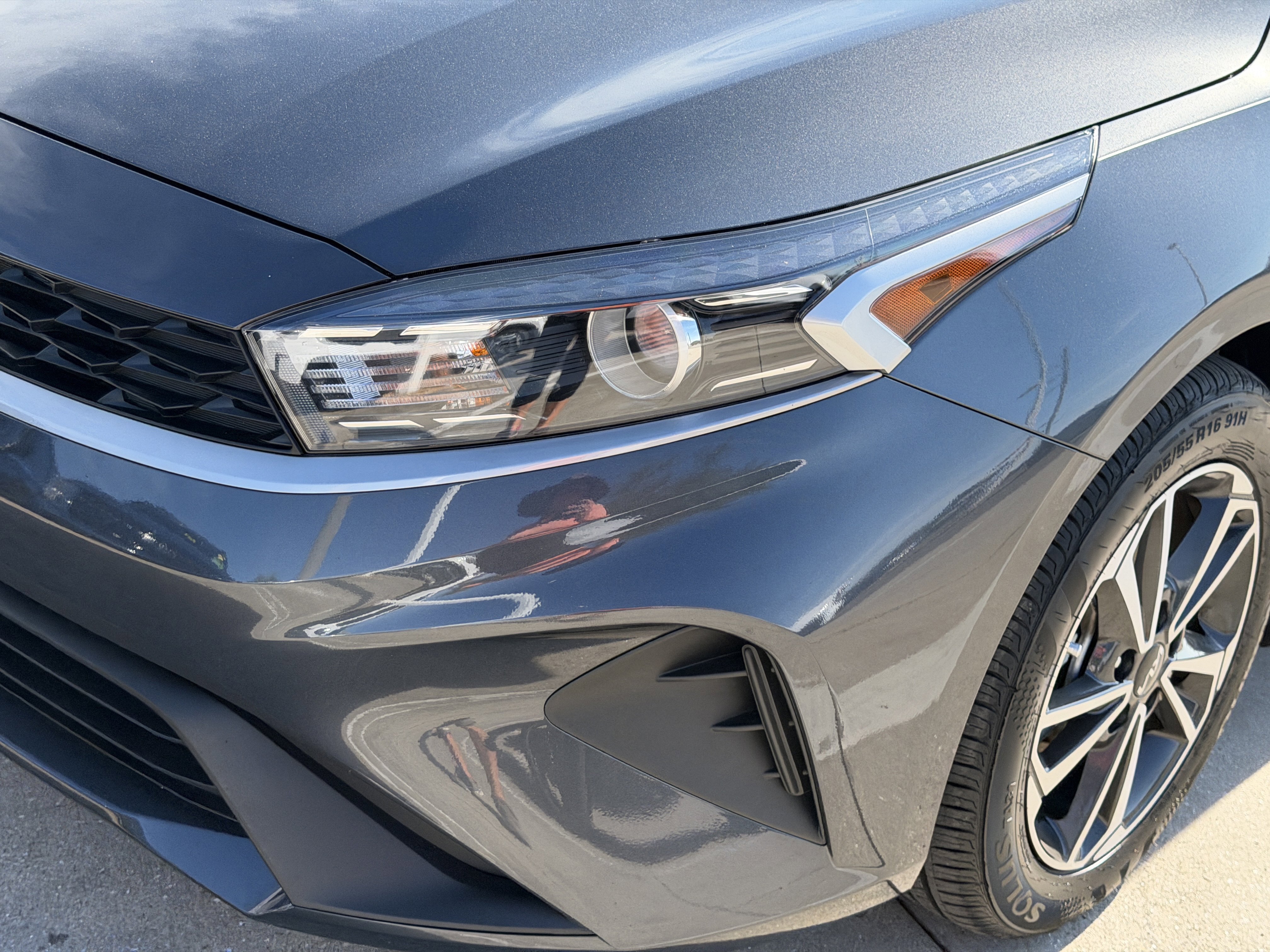 Certified 2023 Kia Forte LXS w/ LXS Technology Package image 9