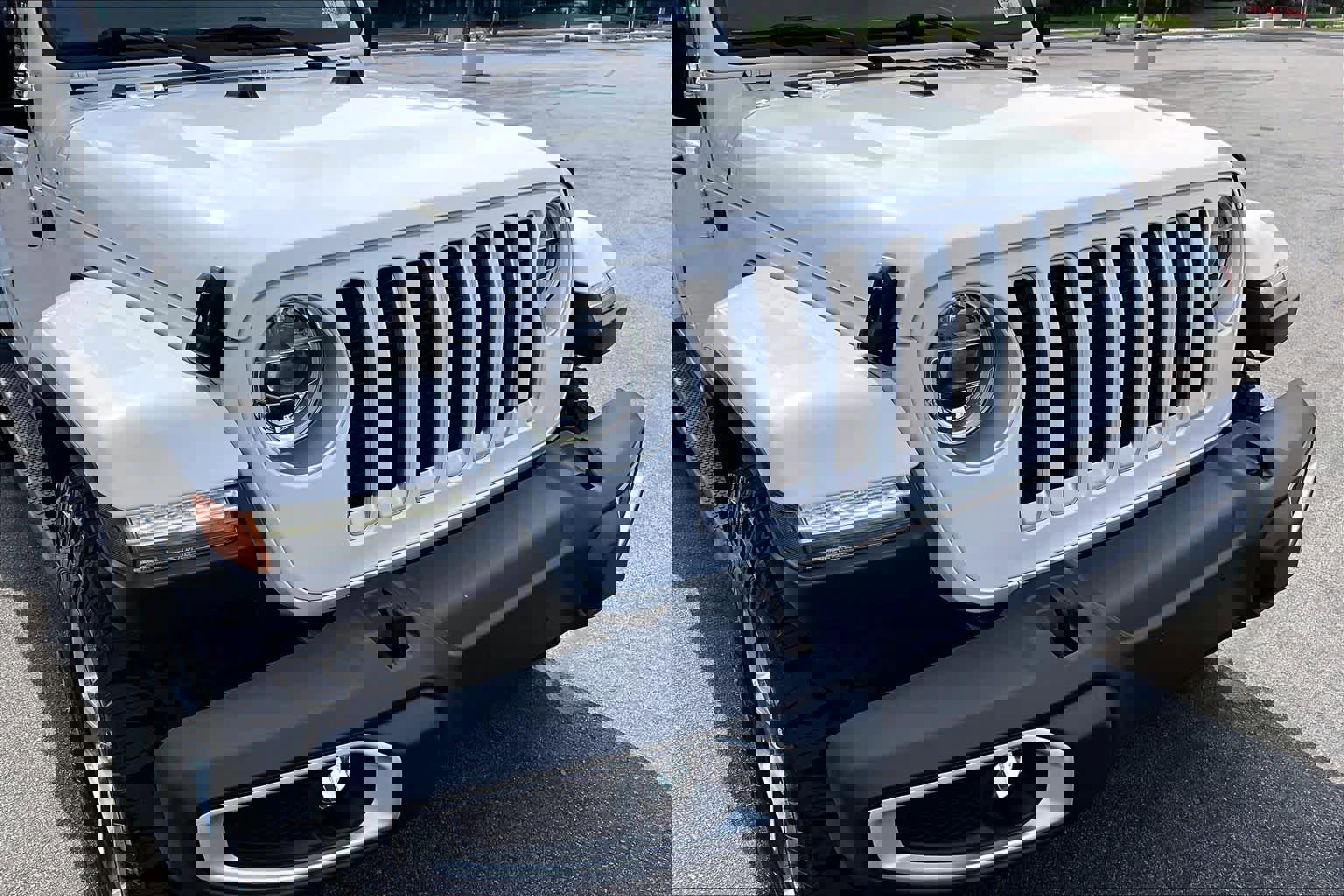 Used 2018 Jeep Wrangler Unlimited Sahara image 28