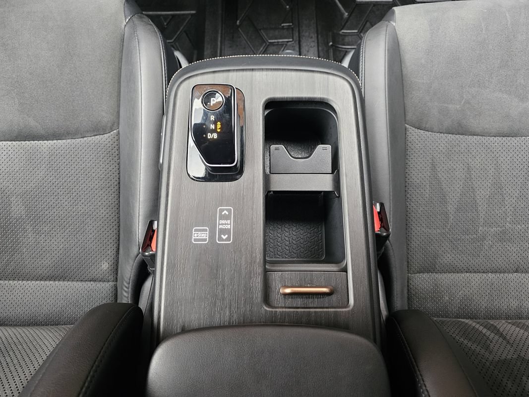 Used 2023 Nissan Ariya FWD image 25