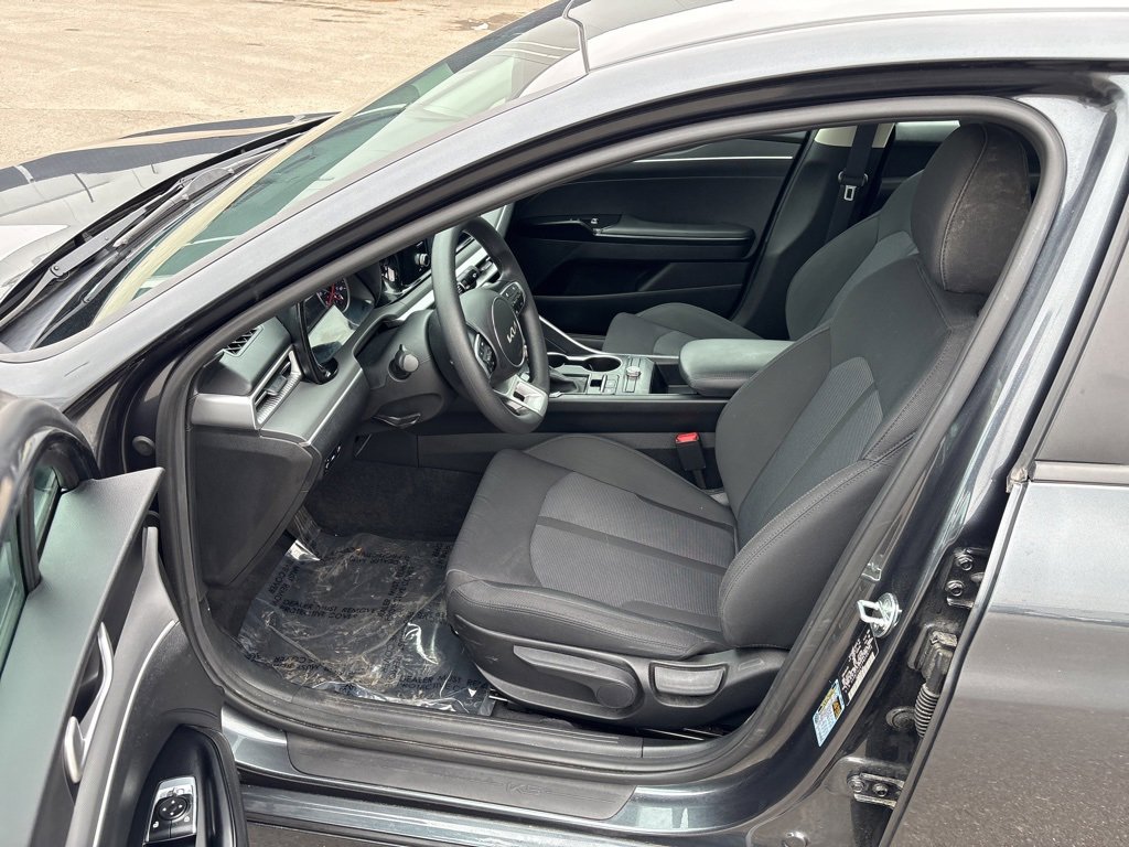 Used 2023 Kia K5 LXS image 9