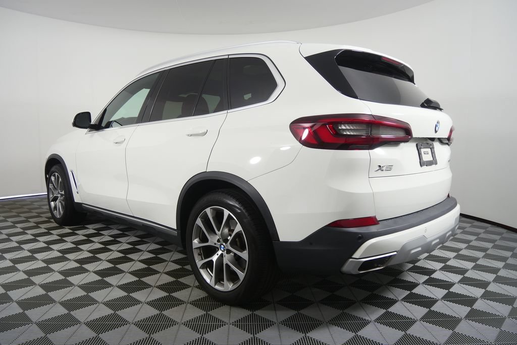 Used 2021 BMW X5 xDrive40i w/ Premium Package AWD/4WD image 5