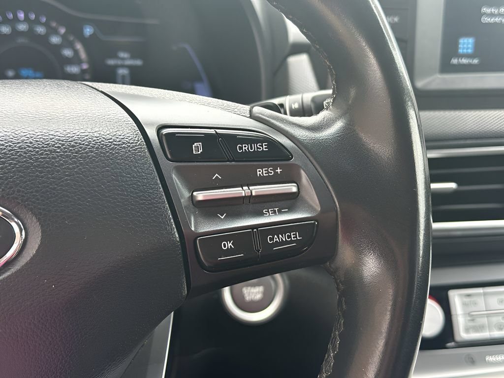 Used 2021 Hyundai Kona Limited w/ Cargo Package FWD image 33