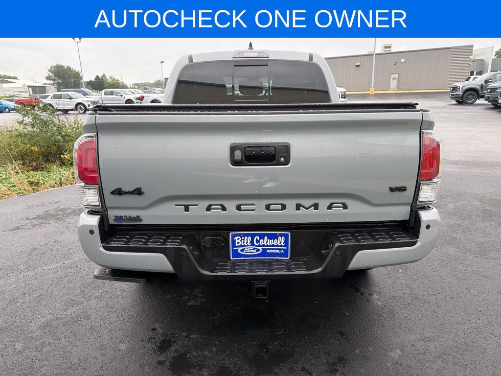 Used 2021 Toyota Tacoma Limited AWD/4WD image 5