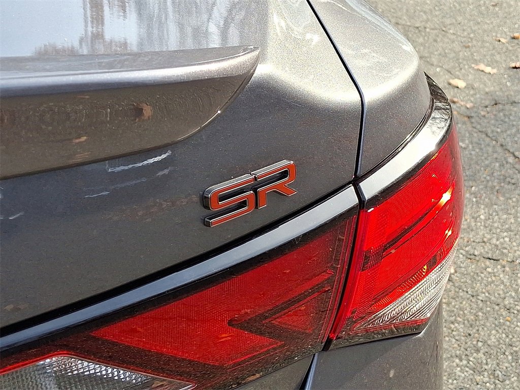 Certified 2025 Nissan Sentra SR image 30