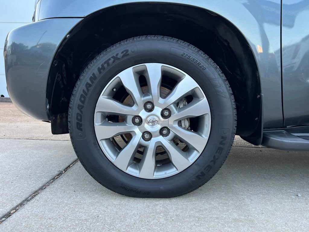 Used 2014 Toyota Sequoia Limited image 24