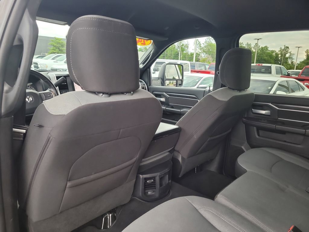 Used 2024 RAM 2500 Big Horn AWD/4WD image 11