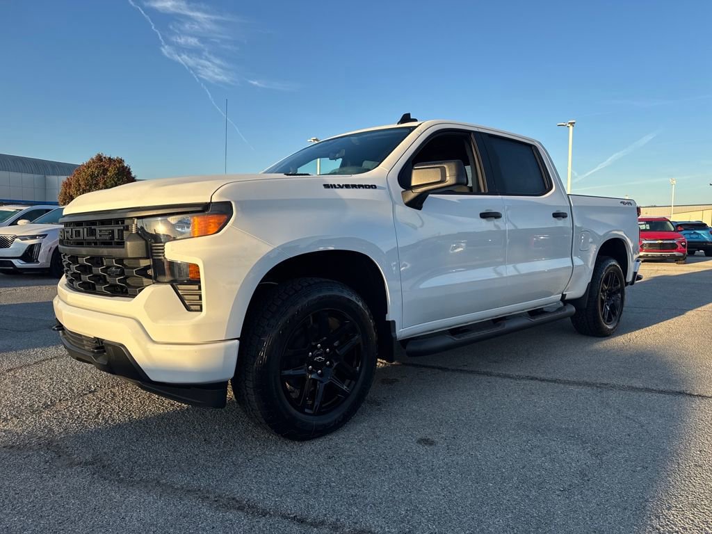 New 2026 Chevrolet Silverado 1500 Custom w/ Turbomax Blackout Package
