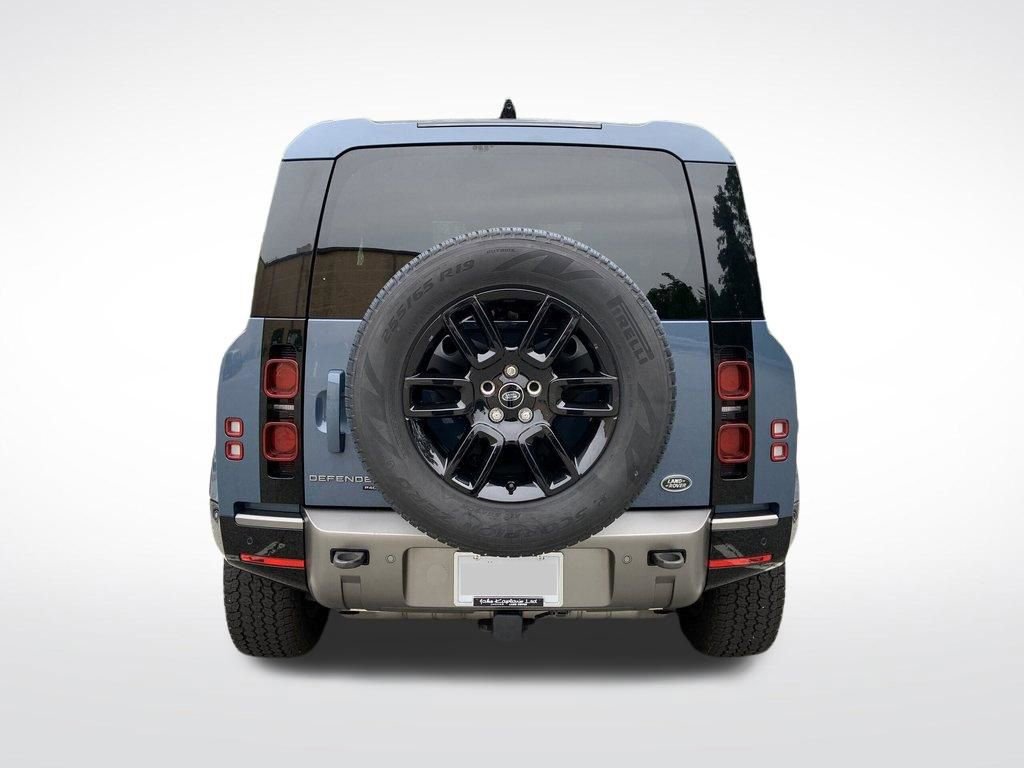 Used 2022 Land Rover Defender 90 X-Dynamic S AWD/4WD image 4