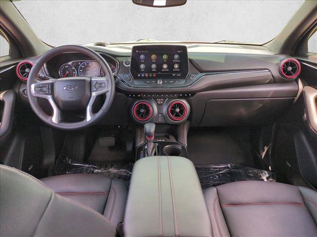 Used 2024 Chevrolet Blazer RS w/ Enhanced Convenience Package FWD image 17