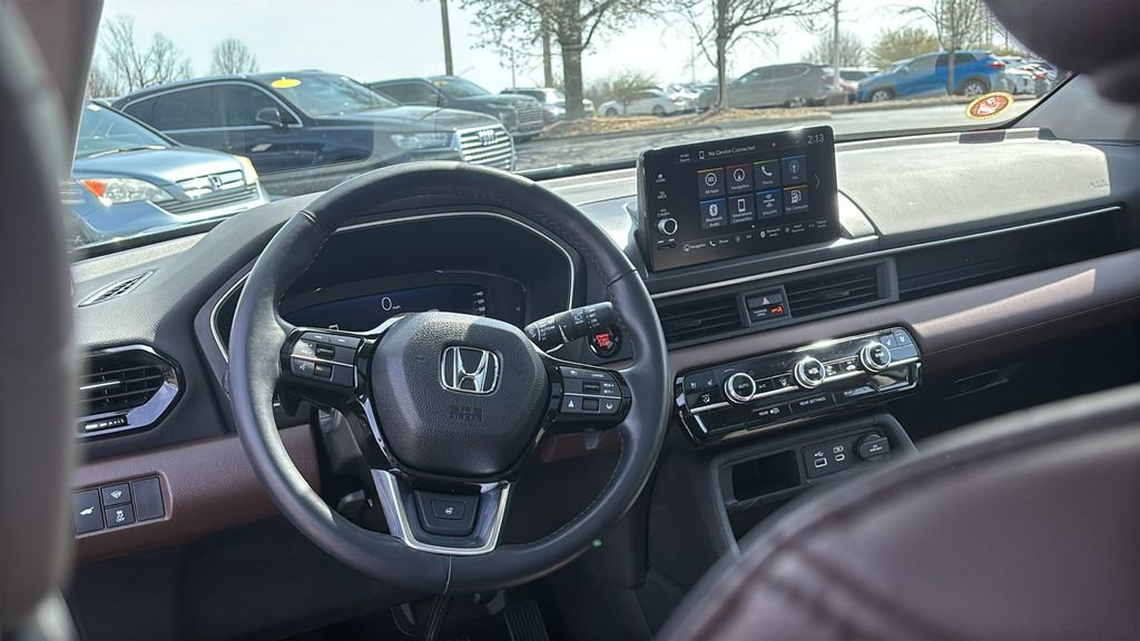 Certified 2024 Honda Pilot Elite image 13