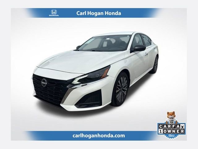 Used 2025 Nissan Altima 2.5 SV image 1