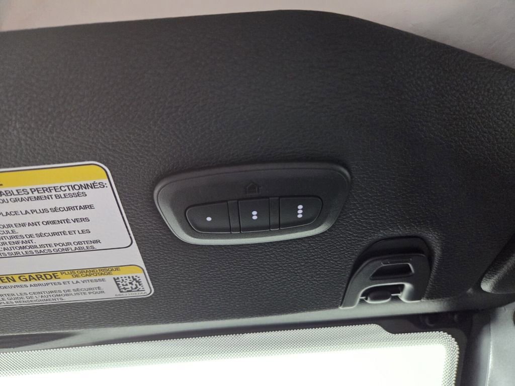 Certified 2025 Jeep Wrangler Willys image 25