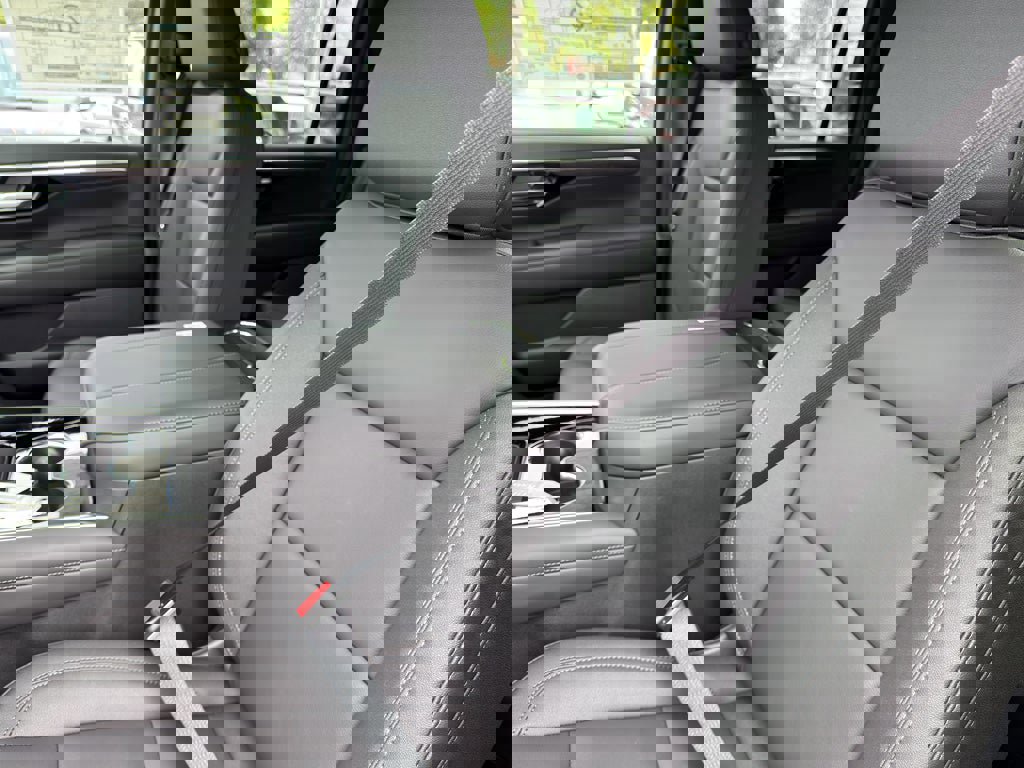 New 2026 Chevrolet Suburban LT w/ Comfort Package image 14