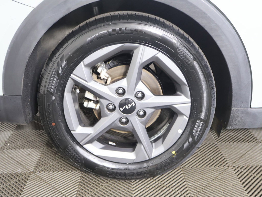 Used 2025 Kia K4 FWD image 19
