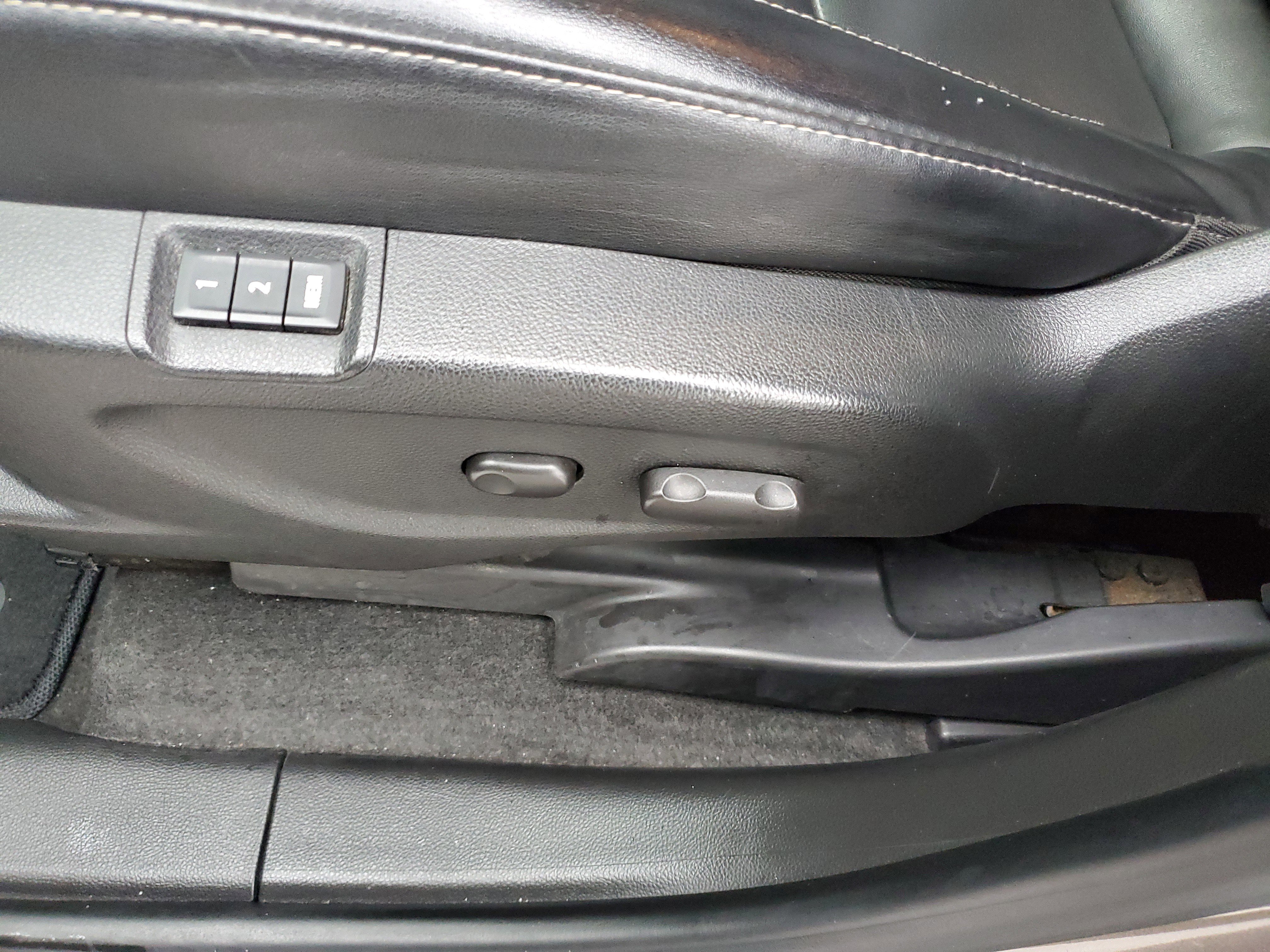 Used 2015 Buick Encore Leather image 19