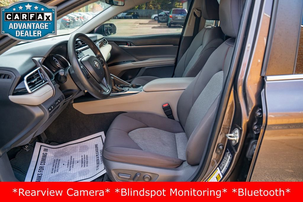 Used 2018 Toyota Camry LE image 15