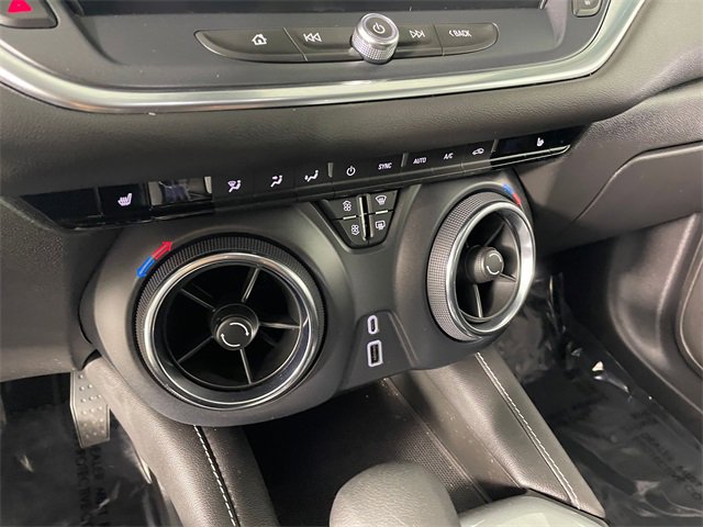 Used 2024 Chevrolet Blazer LT w/ Midnight/Sport Edition image 8