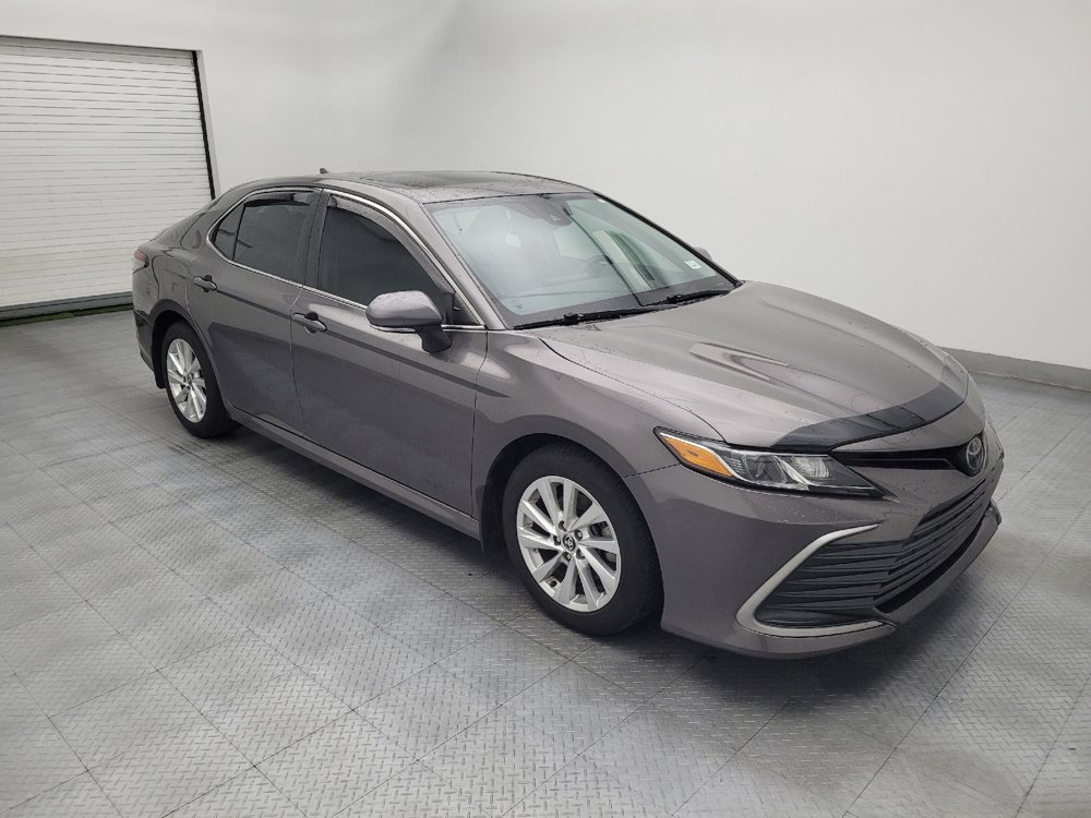 Used 2023 Toyota Camry LE w/ Convenience Package FWD image 11