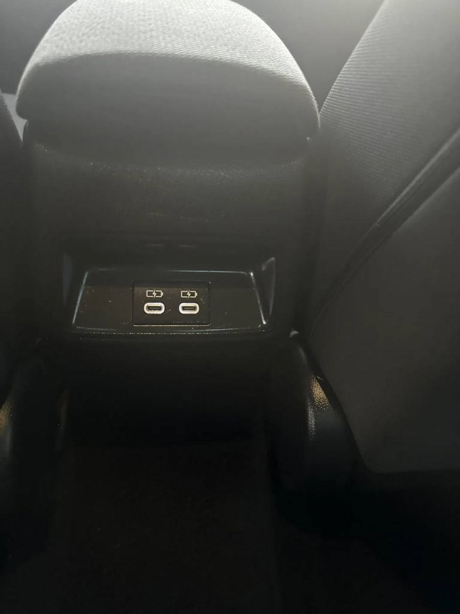 Used 2023 Toyota Corolla LE FWD image 17