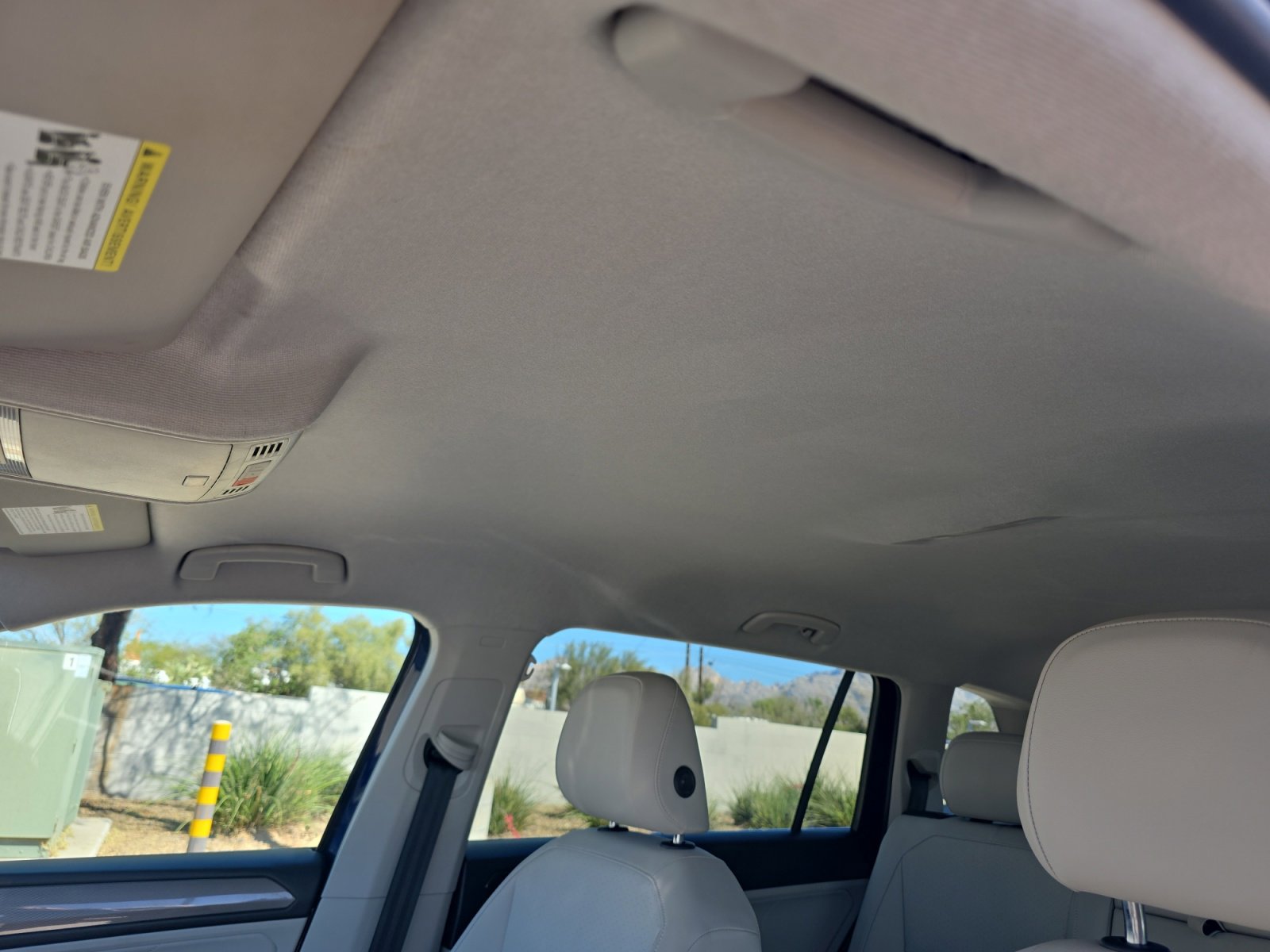 Used 2022 Volkswagen Tiguan SE image 33